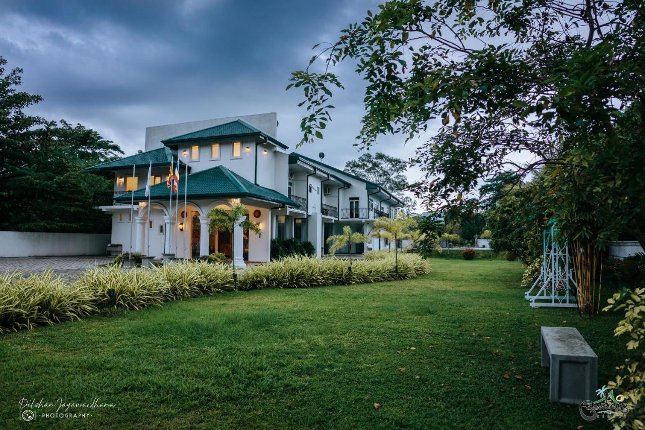 Lakegala Resort Matale Ngoại thất bức ảnh